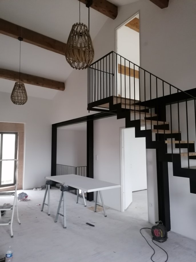 Chantier de plaquiste - montée d'escaliers