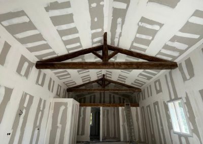 Rénovation en placoplatre et isolation dans un corps de ferme à Saint Gilles (Gard)